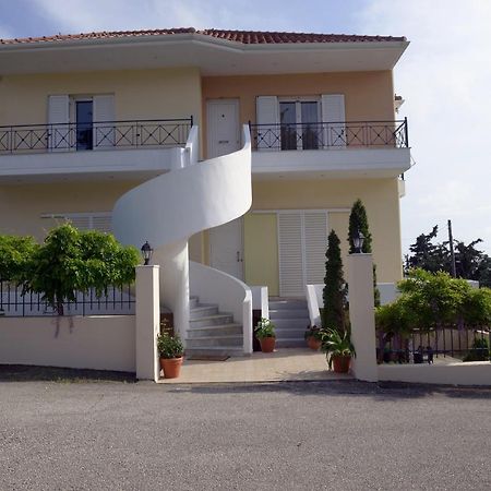 Вилла Simos' Sea View House Nikopolis Экстерьер фото