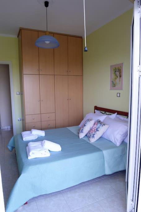 Вилла Simos' Sea View House Nikopolis Экстерьер фото