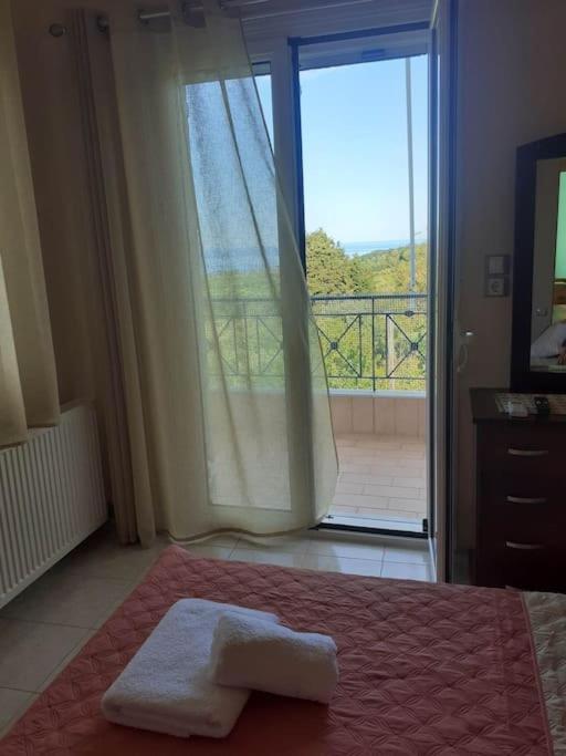 Вилла Simos' Sea View House Nikopolis Экстерьер фото