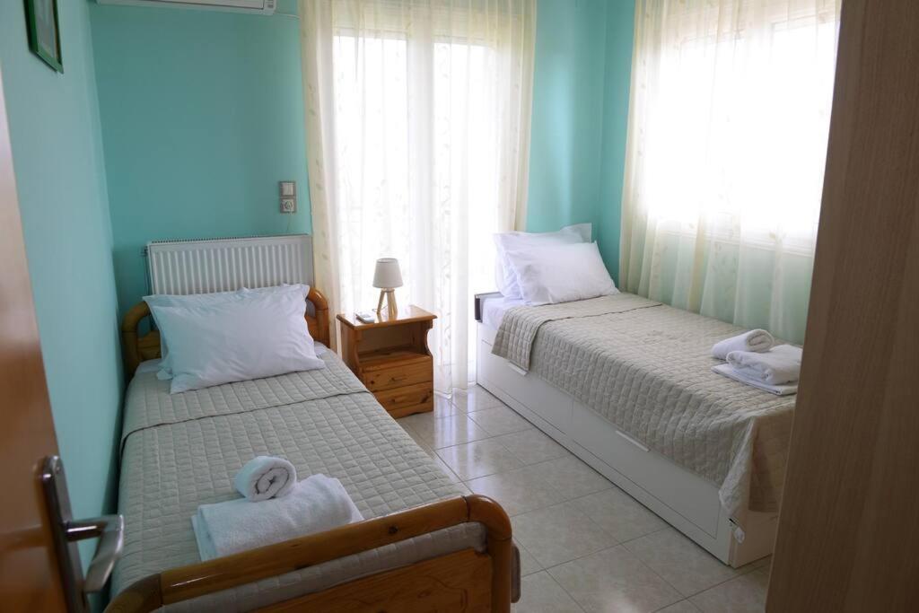 Вилла Simos' Sea View House Nikopolis Экстерьер фото