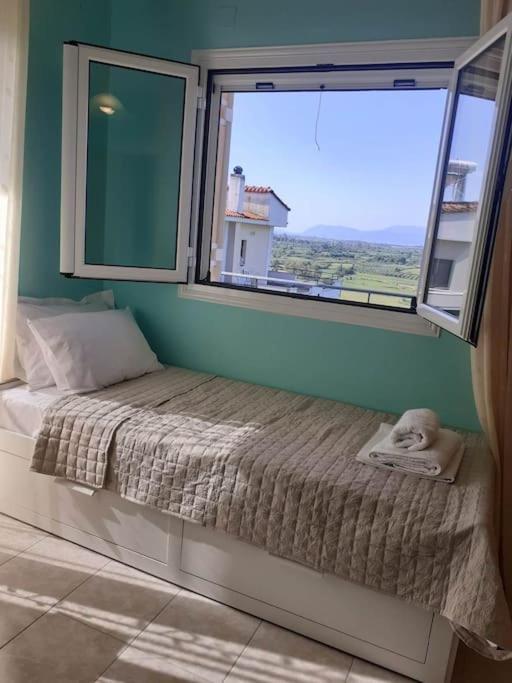 Вилла Simos' Sea View House Nikopolis Экстерьер фото