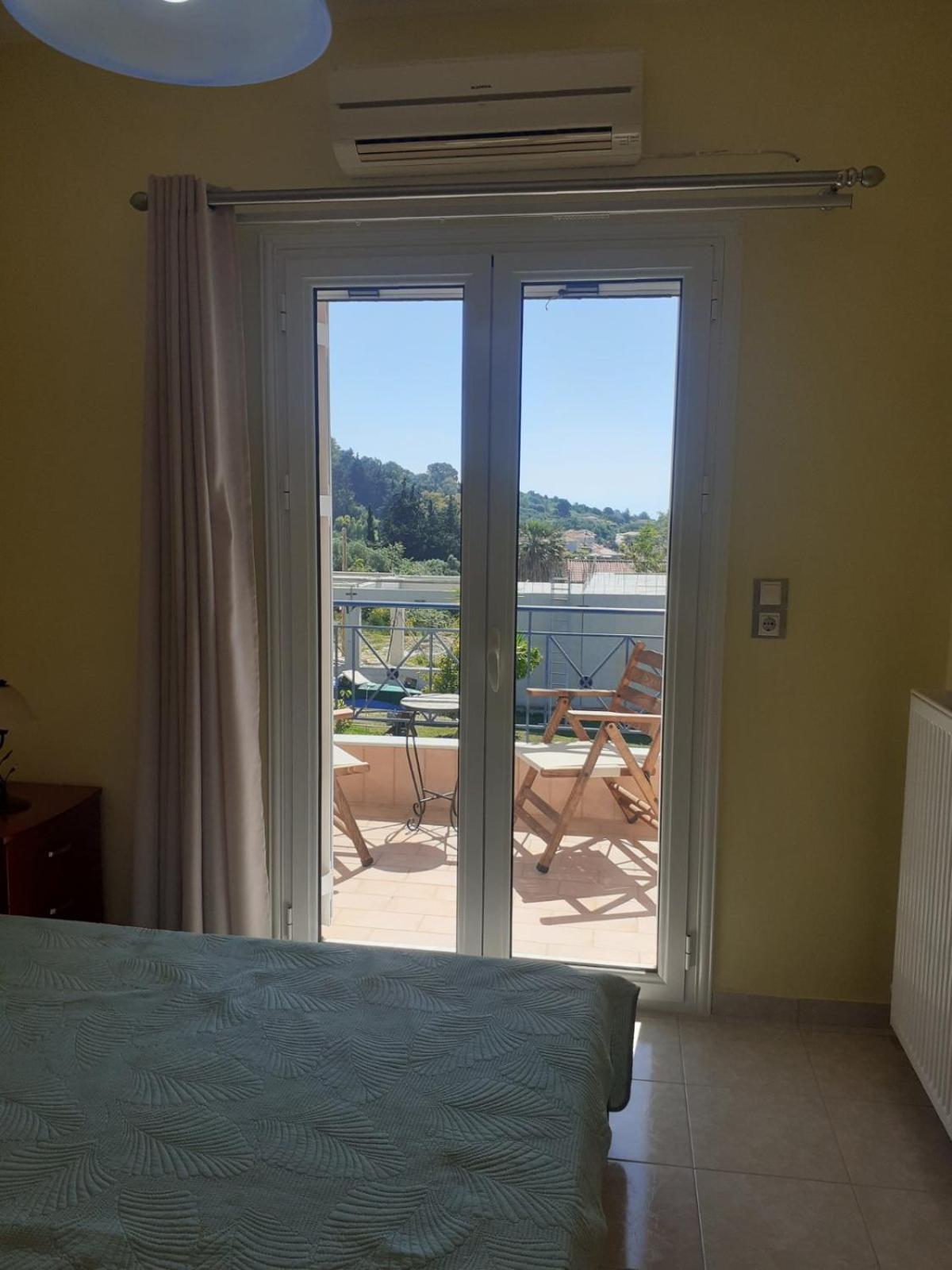 Вилла Simos' Sea View House Nikopolis Экстерьер фото